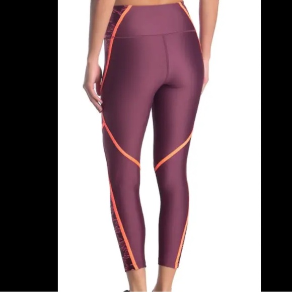 Women's Under Armor HeatGear Armour Leggings Size Large - Picture 13 of 15